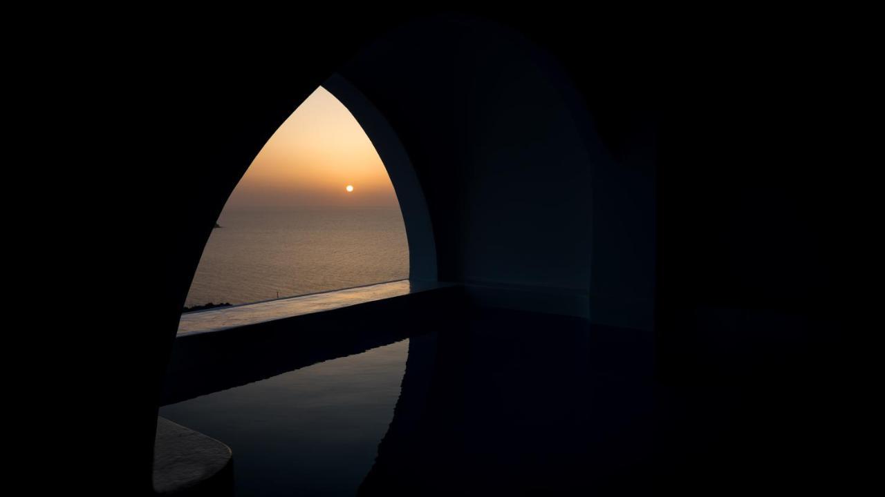 Maregio Suites (Adults Only) Oia Exterior foto